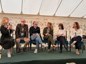 image-200e8256646de264117866d3e651870c69863bb6-800x600-jpg